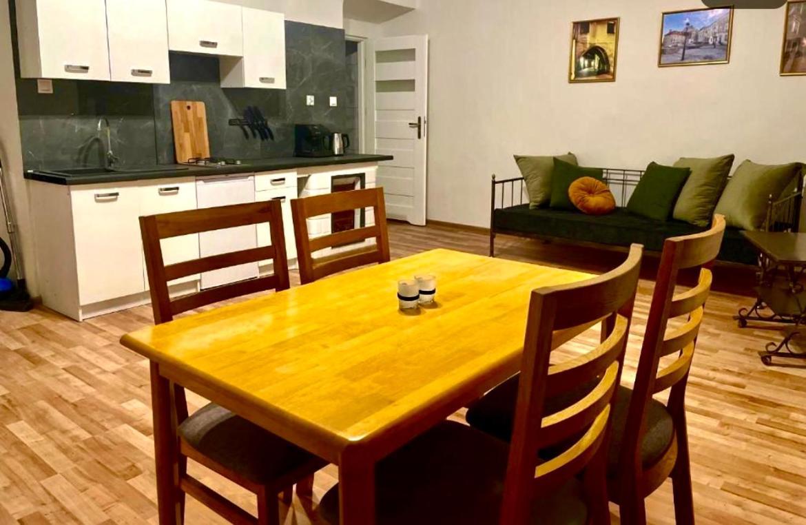 Apartamenty Krakowskie 1 Lublin Bagian luar foto